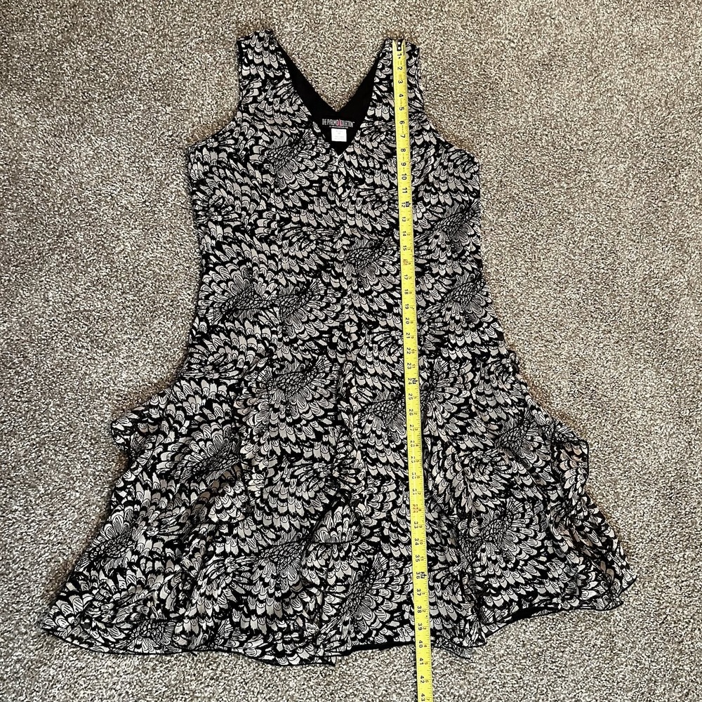 Pyramid Collection Women's L Sleeveless Flowy Dress Drop Waist V Neck Ruffle - Picture 6 of 14